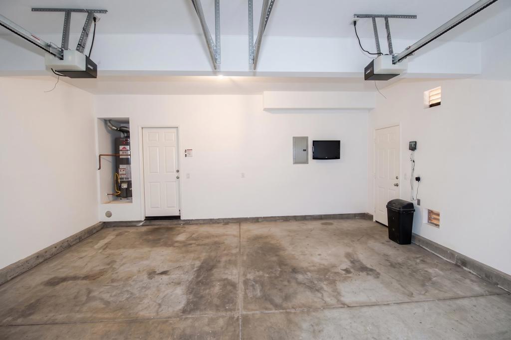 1499 Enchante Property Photo 33