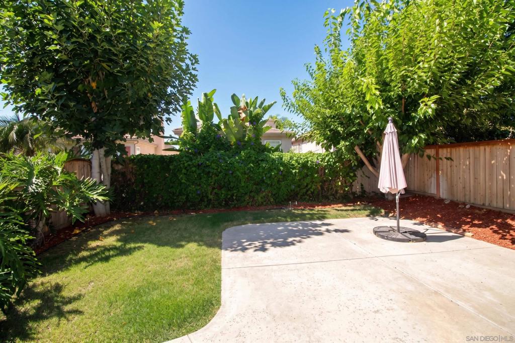 1499 Enchante Property Photo 35