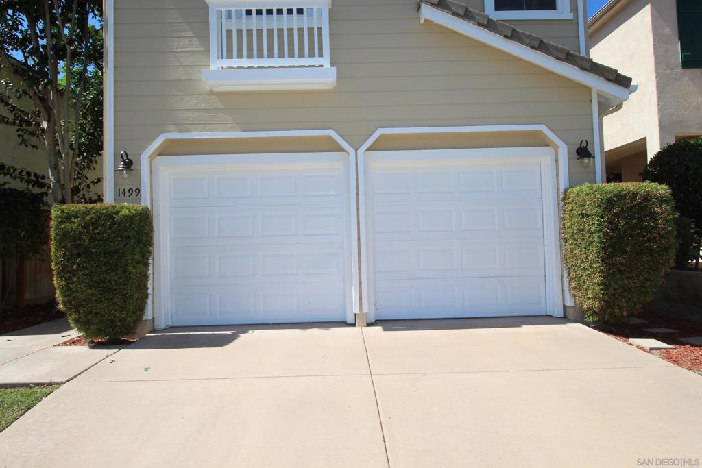 1499 Enchante Property Photo 36