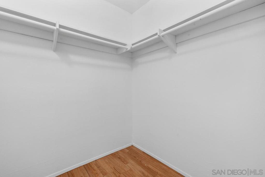 10569 Westonhill Drive Property Photo 18