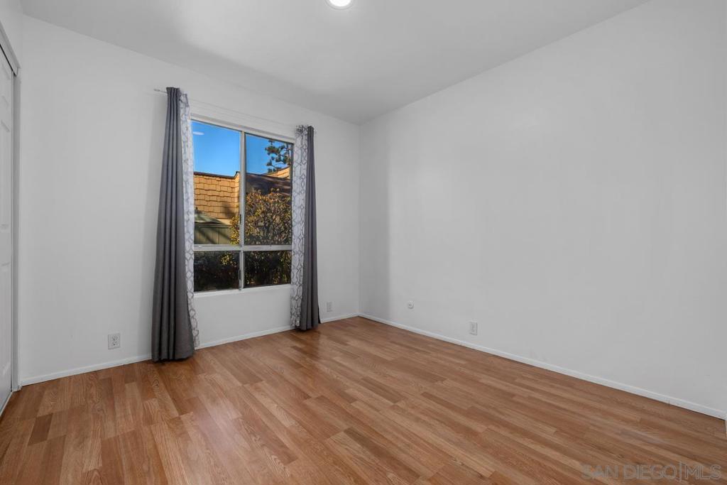 10569 Westonhill Drive Property Photo 19