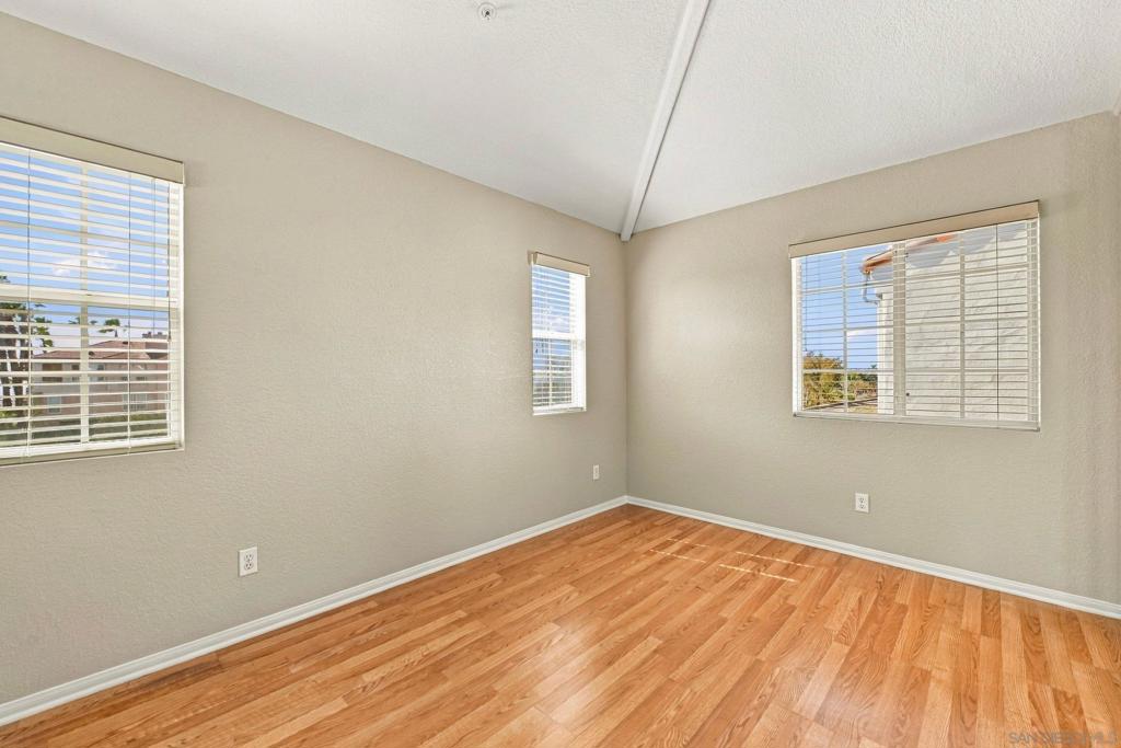 805 N Cleveland St C Property Photo 26