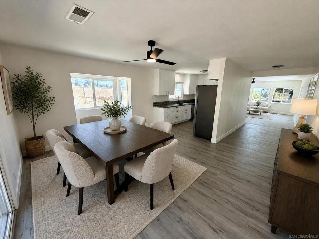 1230 Sheridan Ave Property Photo 8