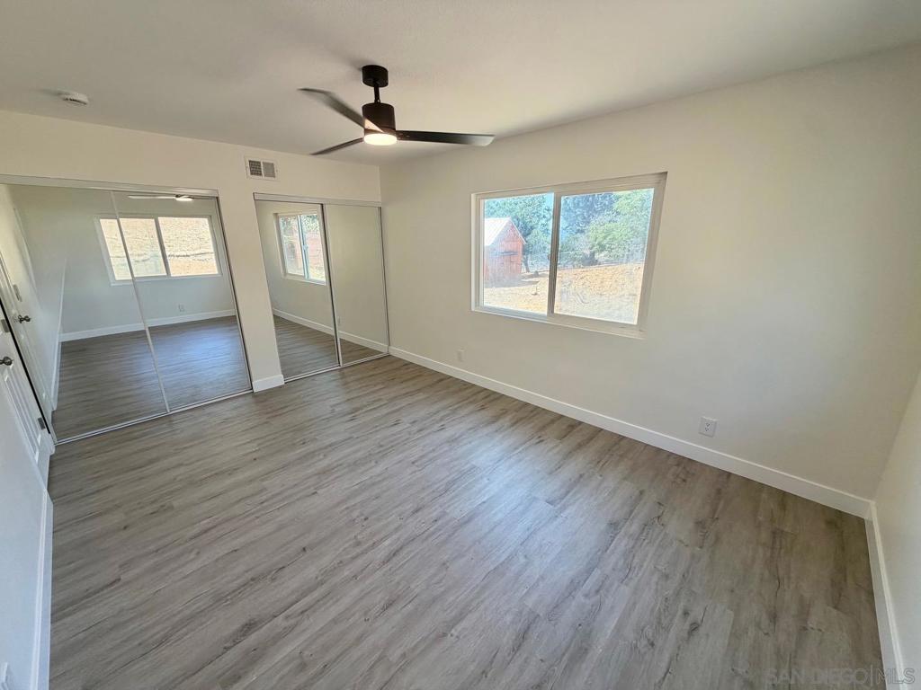 1230 Sheridan Ave Property Photo 11