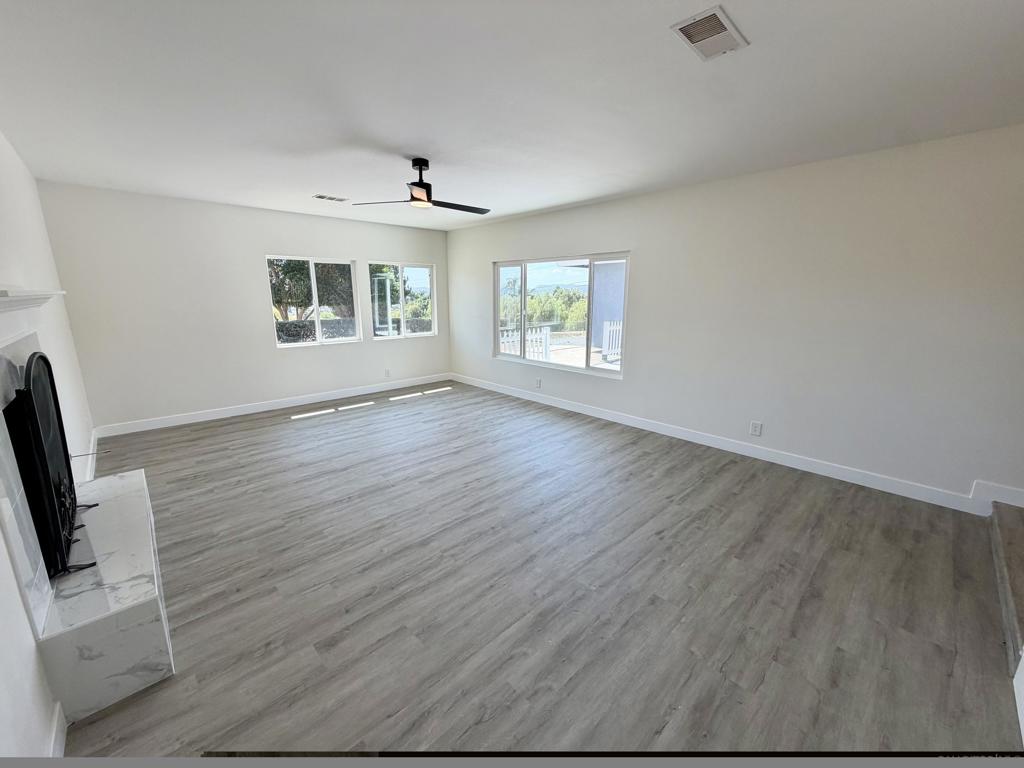 1230 Sheridan Ave Property Photo 15