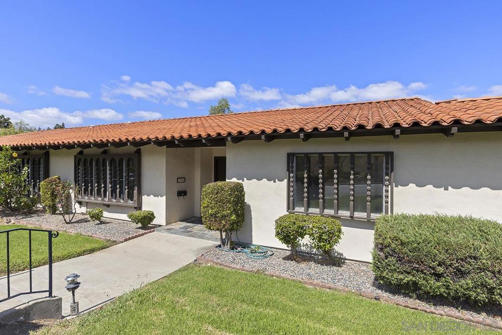 11988 Rancho Bernardo Rd D Property Photo 3