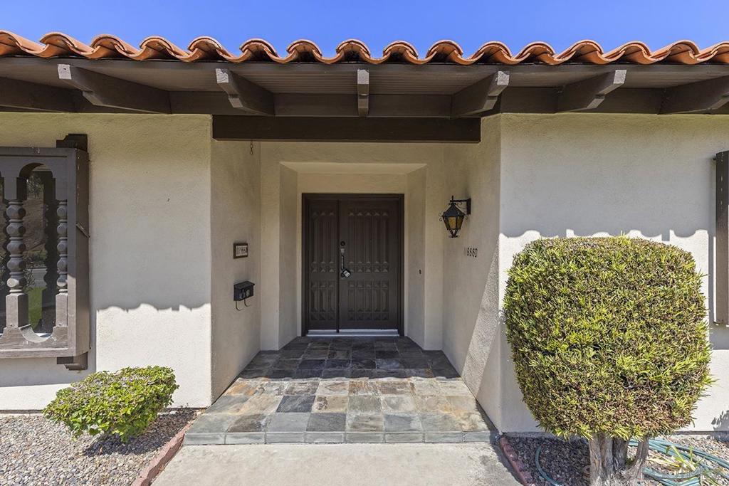 11988 Rancho Bernardo Rd D Property Photo 5