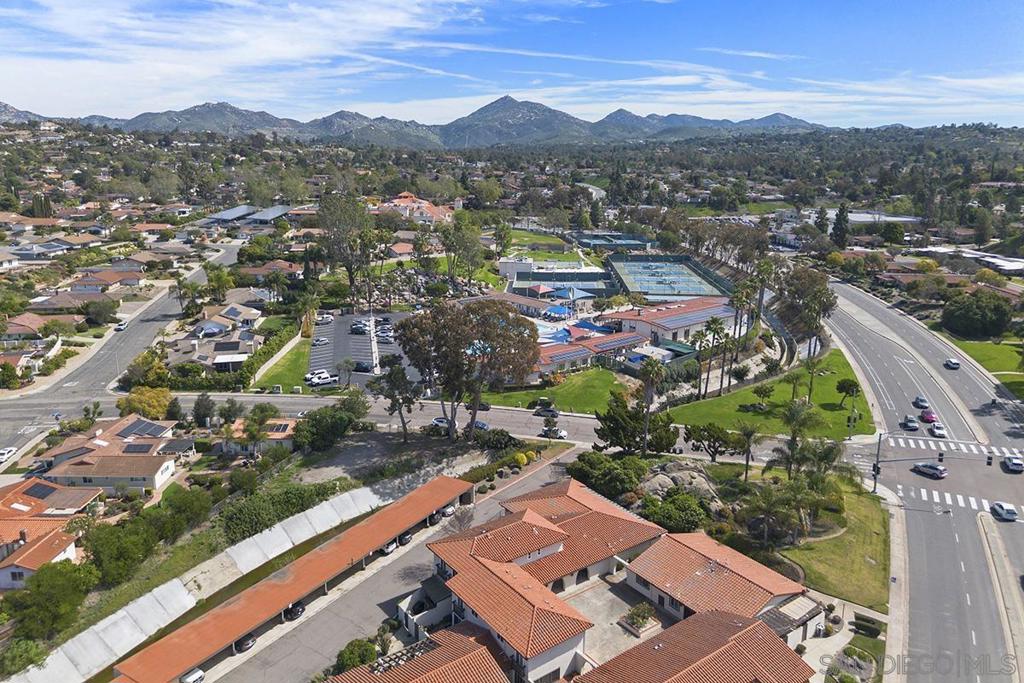 11988 Rancho Bernardo Rd D Property Photo 40
