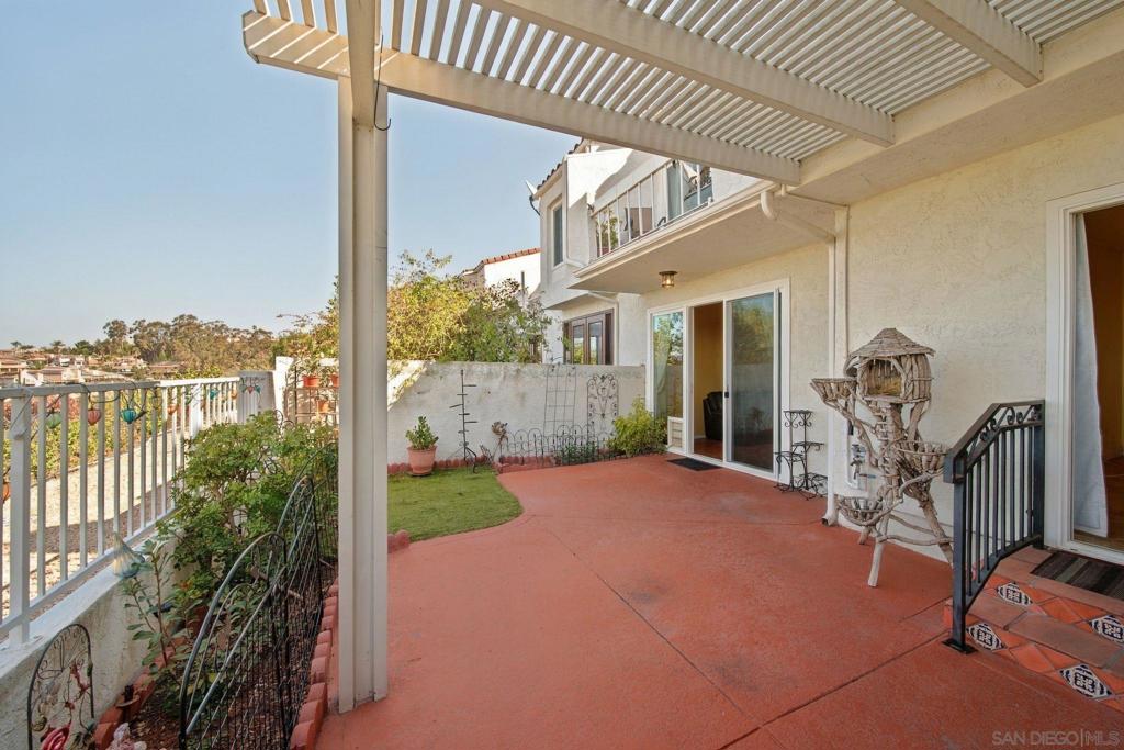 4878 Tinasa Way Property Photo 29