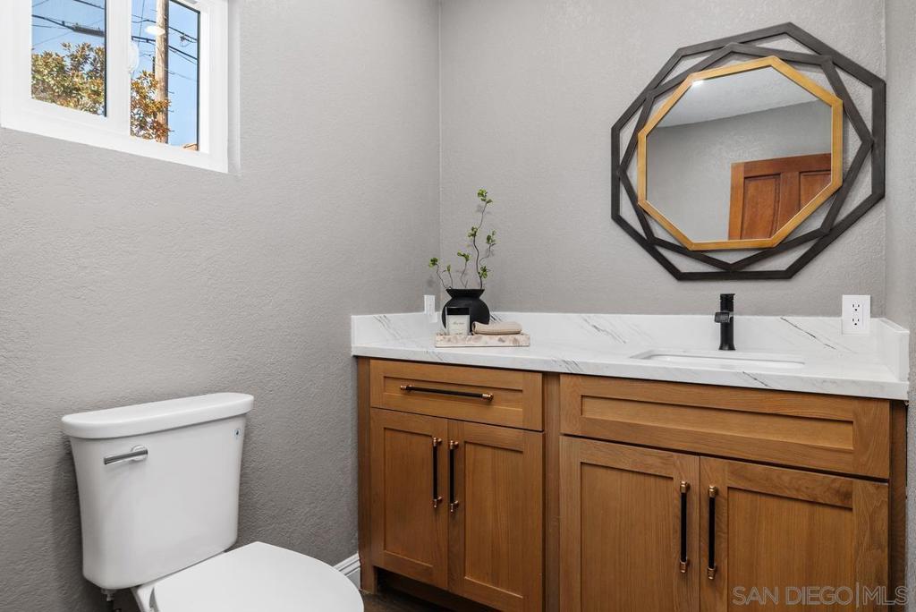 5150 Bristol Road Property Photo 17
