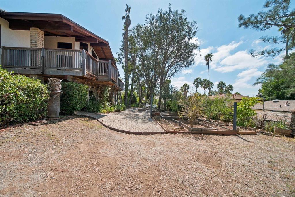 3537 Ybarra Rd Property Photo 32