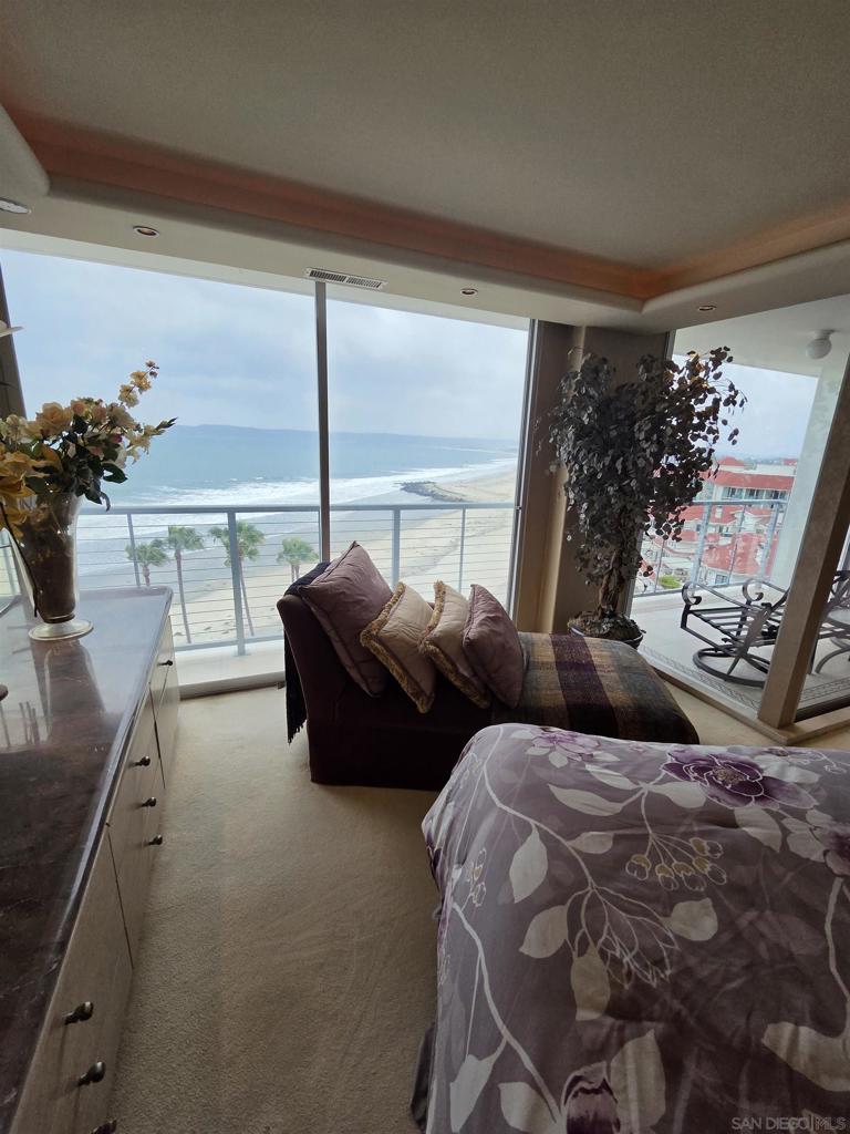 1720 Avenida Del Mundo 802/803 Property Photo 9