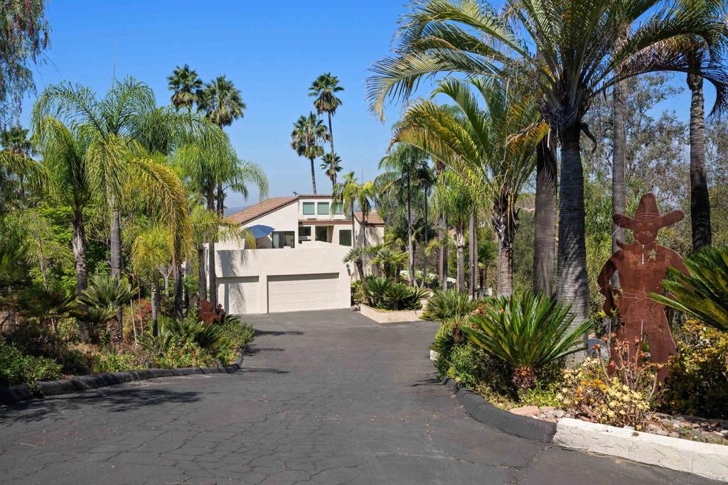 13848 Jamul Drive Property Photo 3