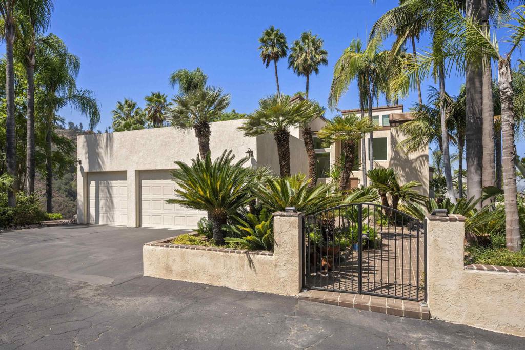 13848 Jamul Drive Property Photo 5