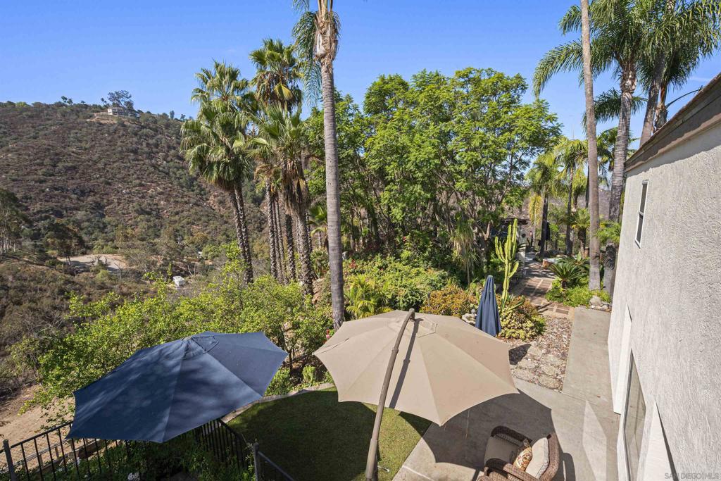 13848 Jamul Drive Property Photo 9