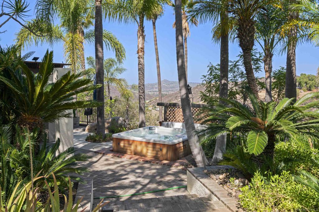 13848 Jamul Drive Property Photo 17