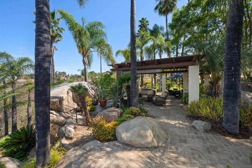 13848 Jamul Drive Property Photo 21