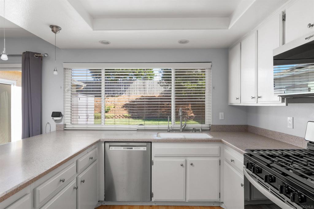 521 Shadow Hills Drive Property Photo 12