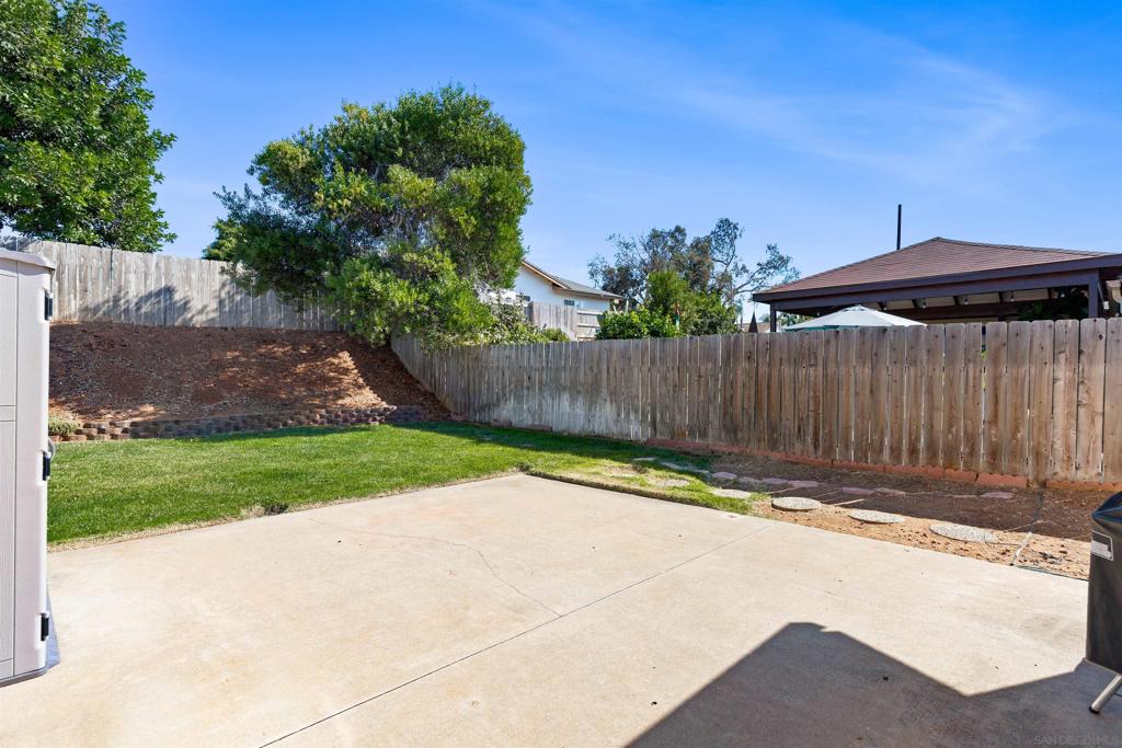 521 Shadow Hills Drive Property Photo 25