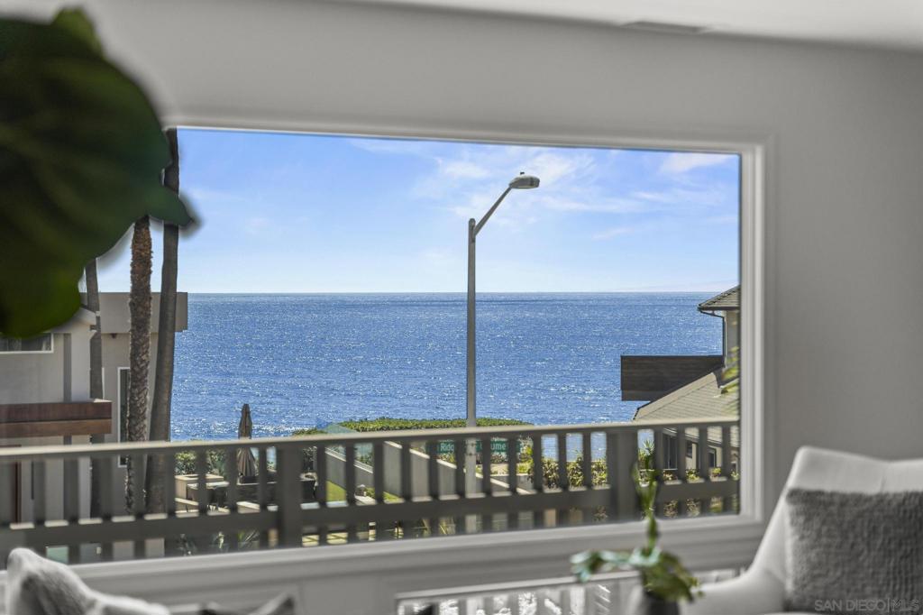 312 Sea Ridge Drive Property Photo 3
