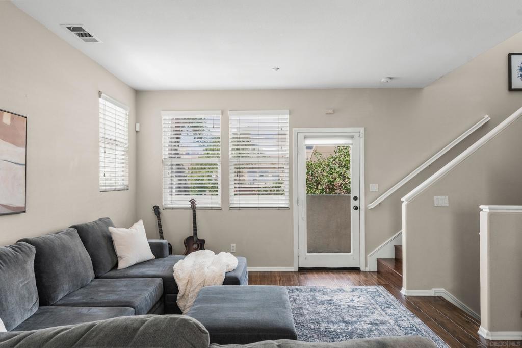 710 Paradise Way Property Photo 3