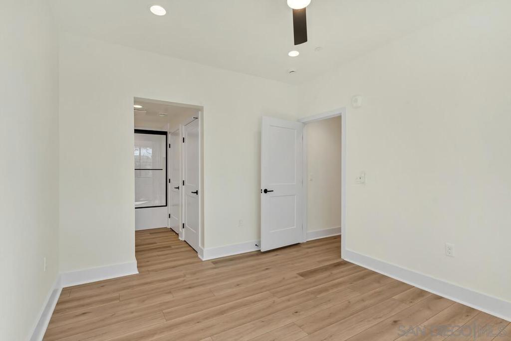 1103 Catania Ct 104 Property Photo 16