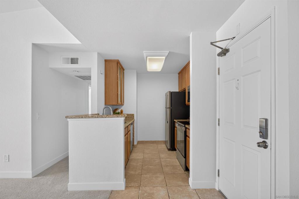 7120 Shoreline Dr 2303 Property Photo 13