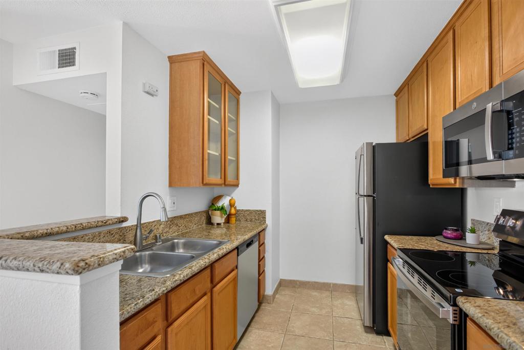7120 Shoreline Dr 2303 Property Photo 14