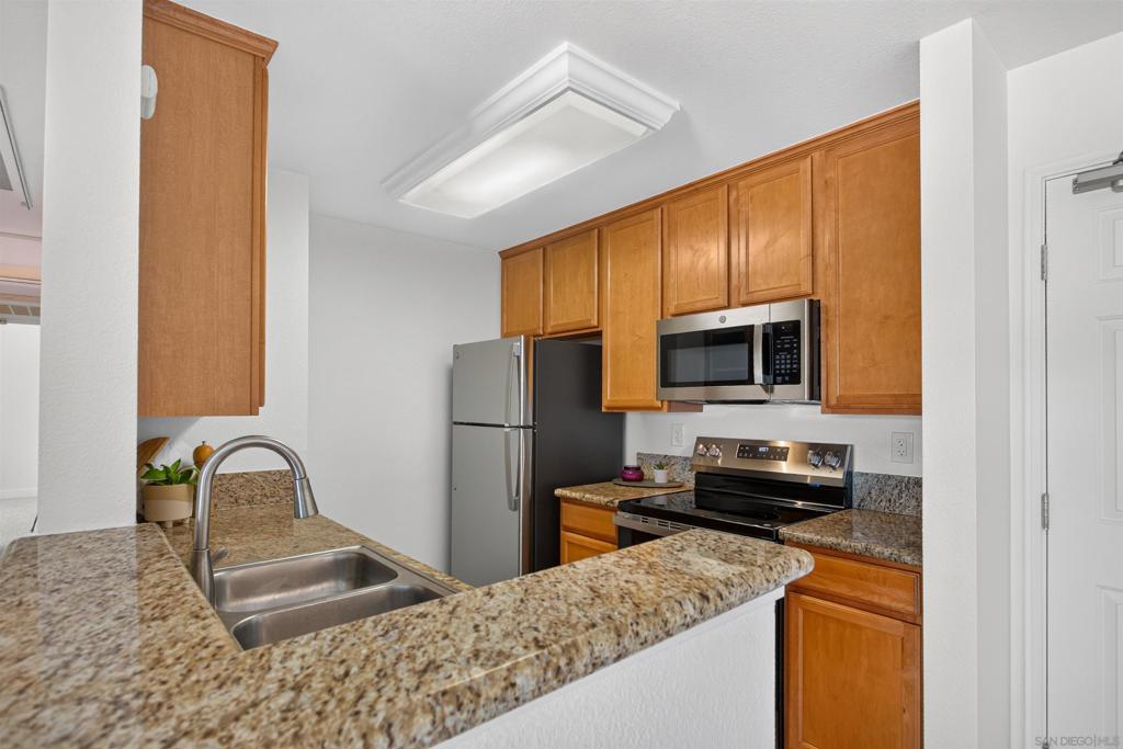 7120 Shoreline Dr 2303 Property Photo 16