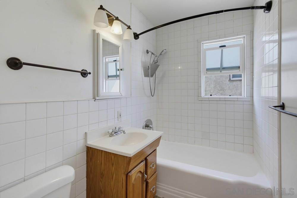 8810 Hayes St Property Photo 25