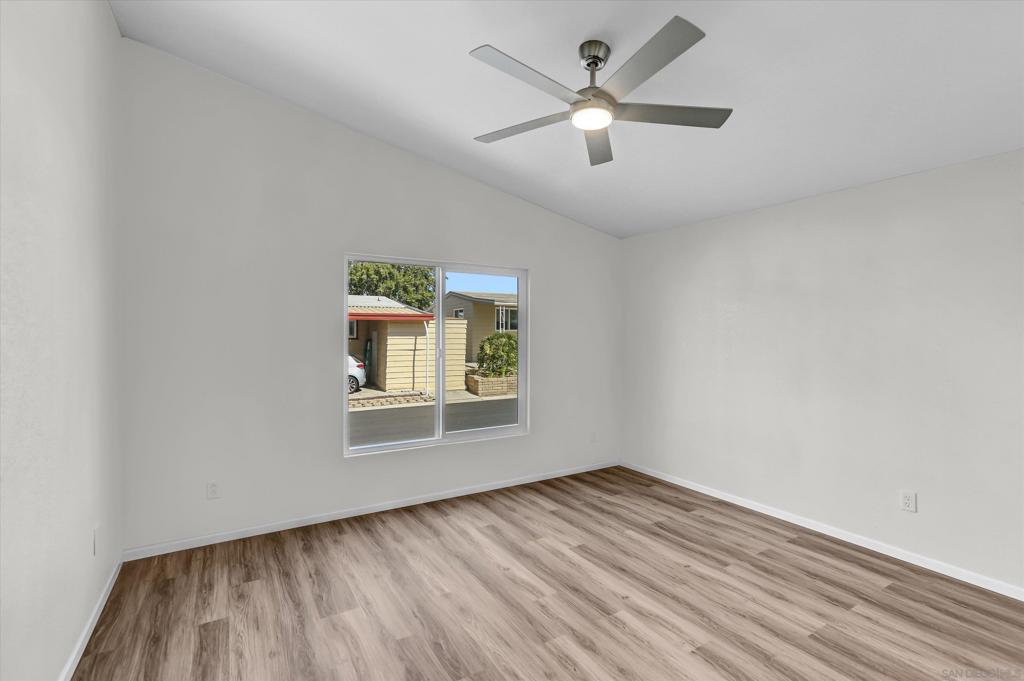 3340 Del Sol Blvd #34 Property Photo 17