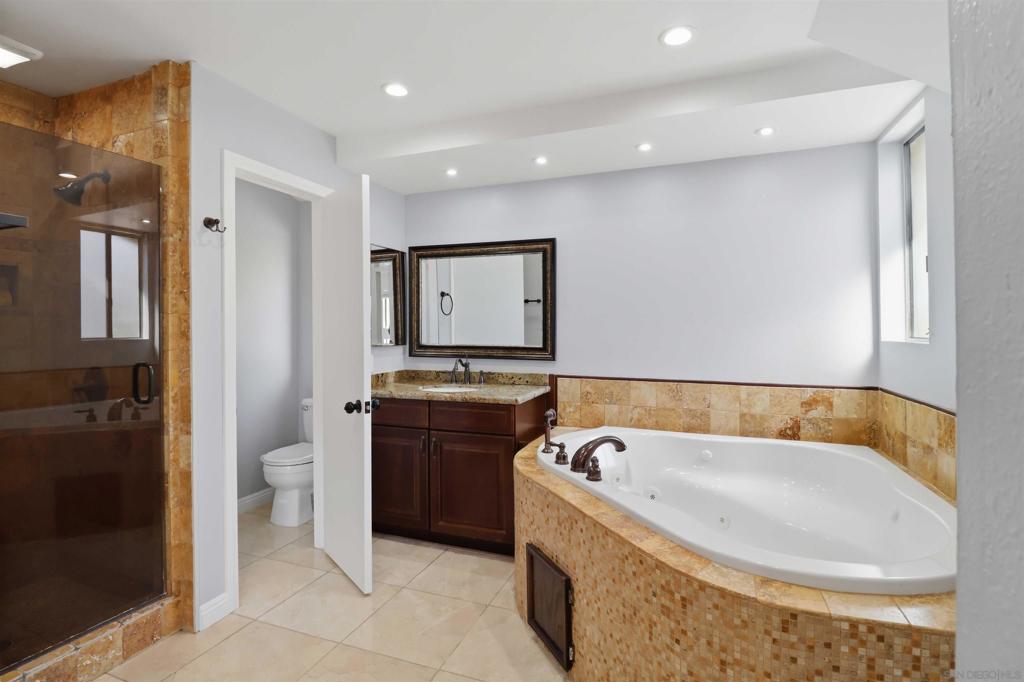 6862 Camino Berdecio Property Photo 15