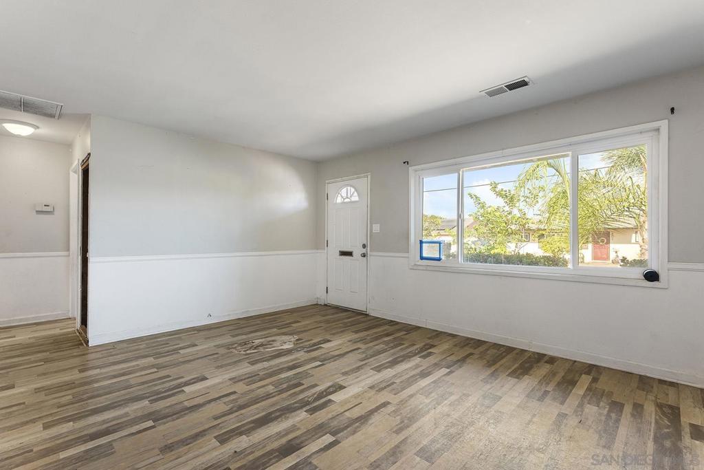 802 Billow Drive Property Photo 4