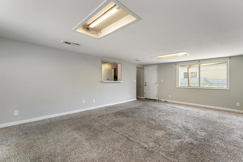 802 Billow Drive Property Photo 11