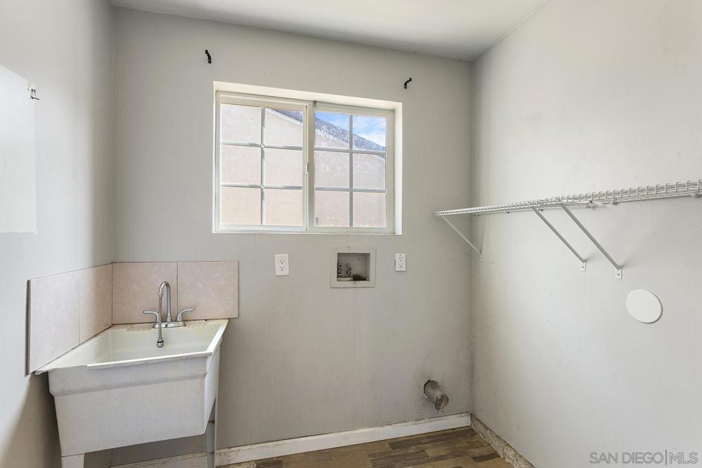 802 Billow Drive Property Photo 15
