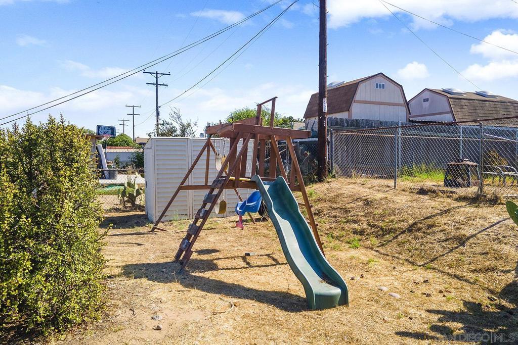 802 Billow Drive Property Photo 18