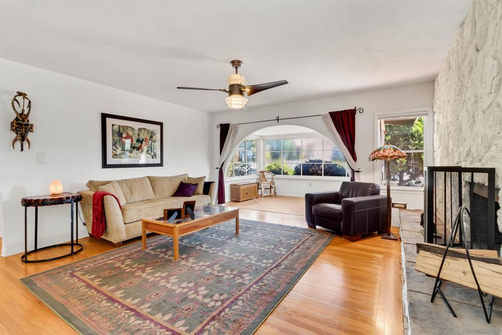 3564 Texas St Property Photo 6