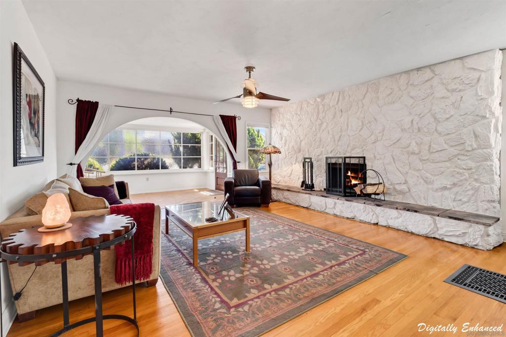 3564 Texas St Property Photo 8