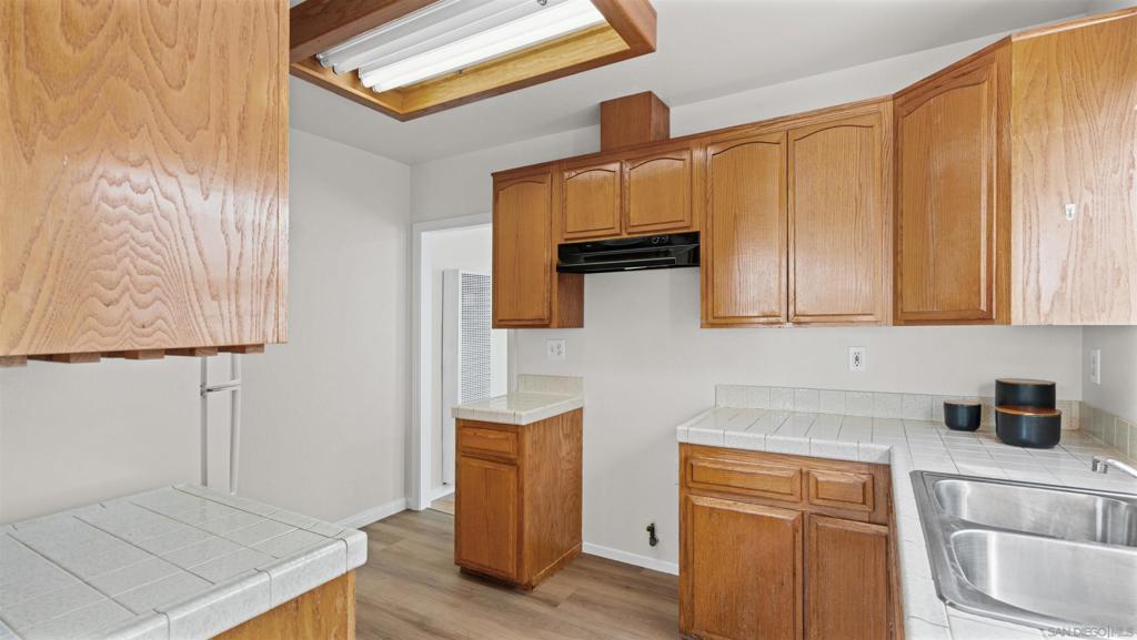 4328 35th Street Property Photo 12