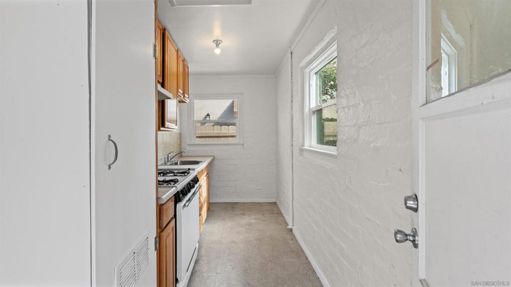 4328 35th Street Property Photo 15