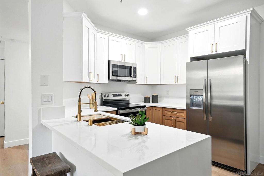 5875 Friars 4307 Property Photo 7