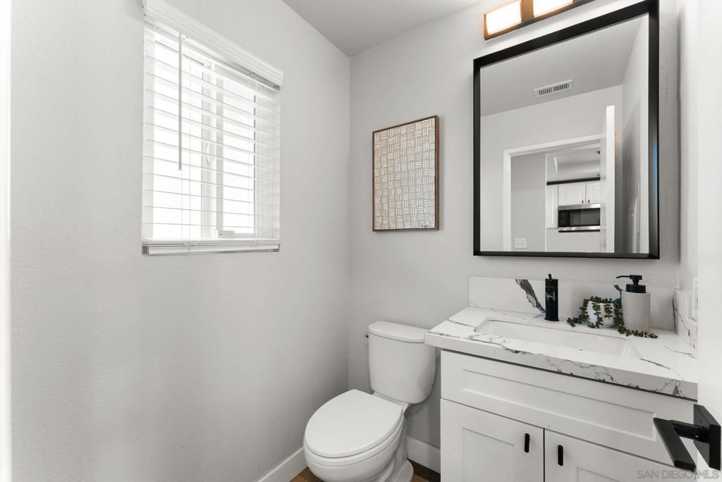 8901 Arlingdale Way Property Photo 20
