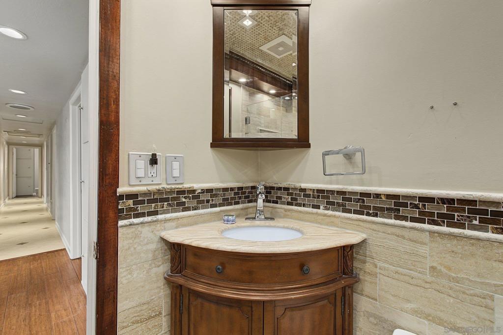 4262 Bancroft Dr. Property Photo 23