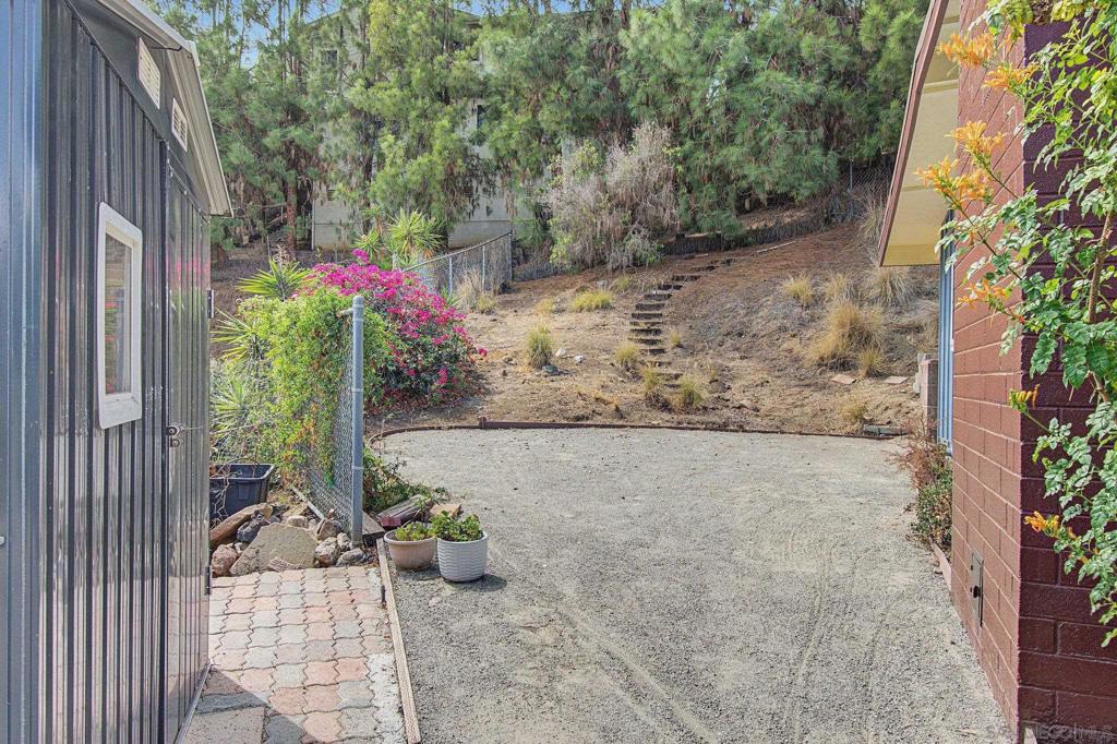 4262 Bancroft Dr. Property Photo 33