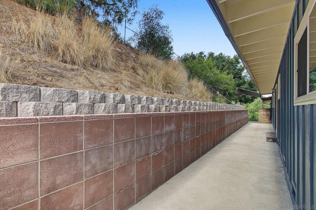 4262 Bancroft Dr. Property Photo 35