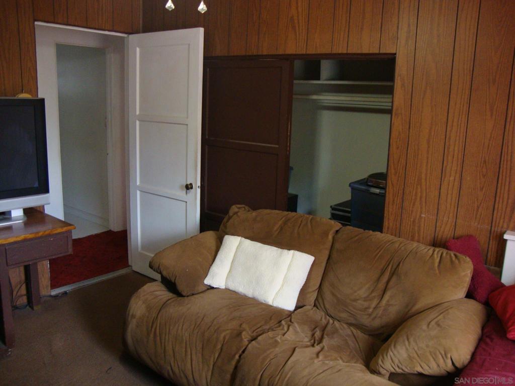 2920 Dahlia Property Photo 13