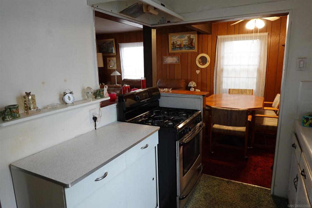 2920 Dahlia Property Photo 21