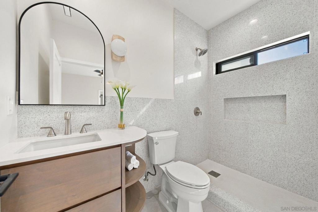 2522 Chalcedony St Property Photo 25