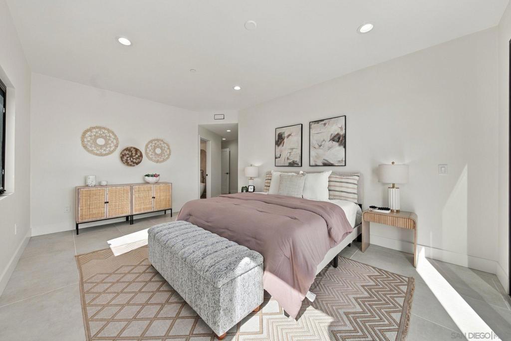 2522 Chalcedony St Property Photo 29