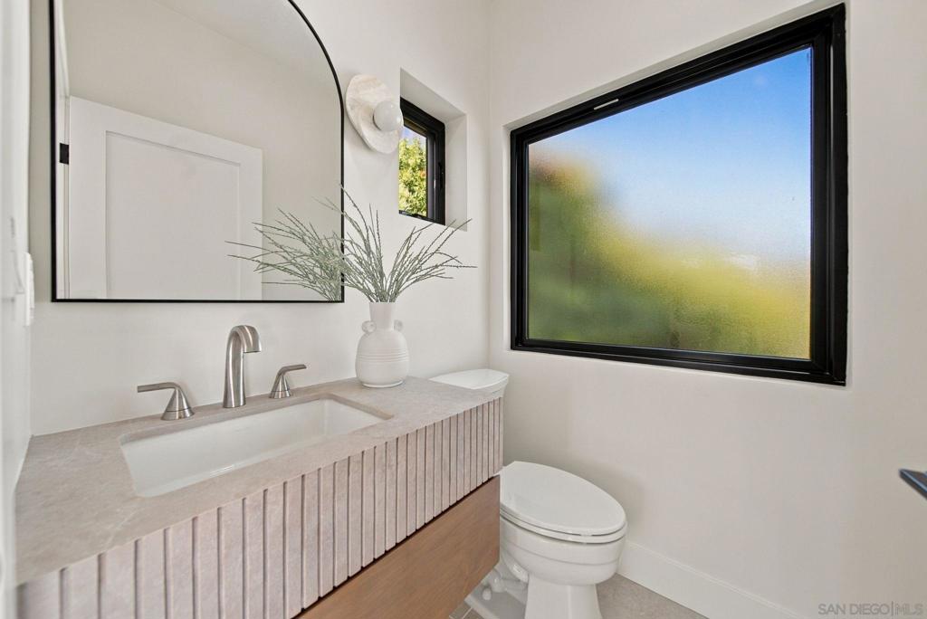 2522 Chalcedony St Property Photo 41
